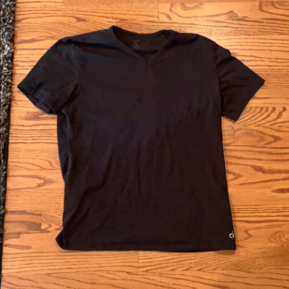 Black calvin klein tee shirt